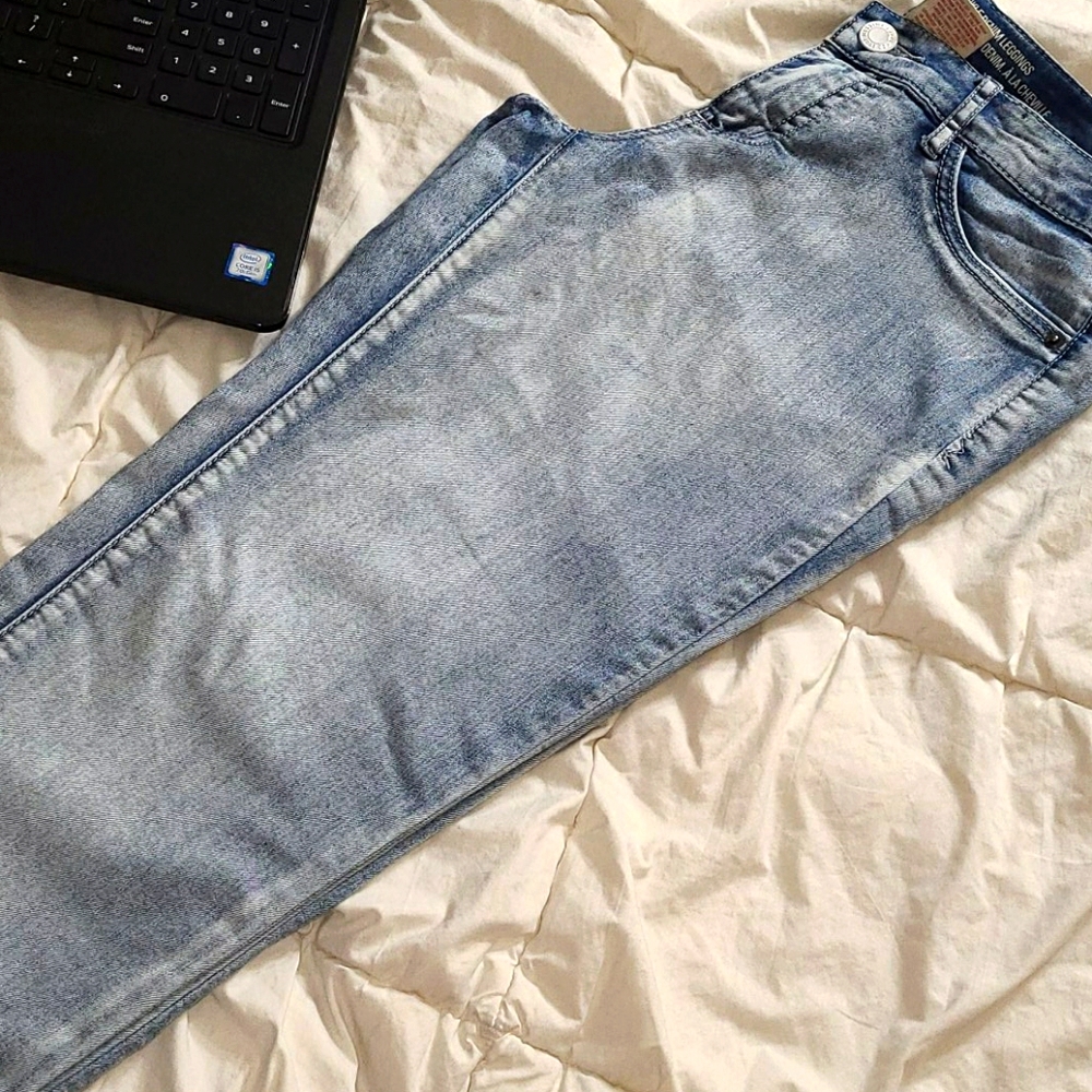 Jeans - Picture 3 of 3